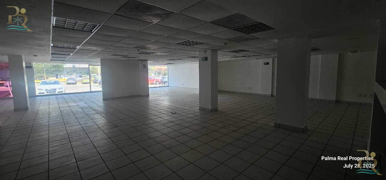 Property gallery Ground Floor Retail Space on Av. Tulum