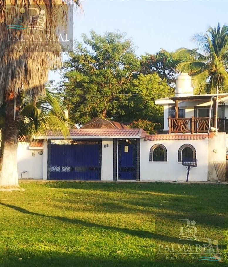 Property gallery Colonial Charm Turn-Key Home with Private Pool & Studio