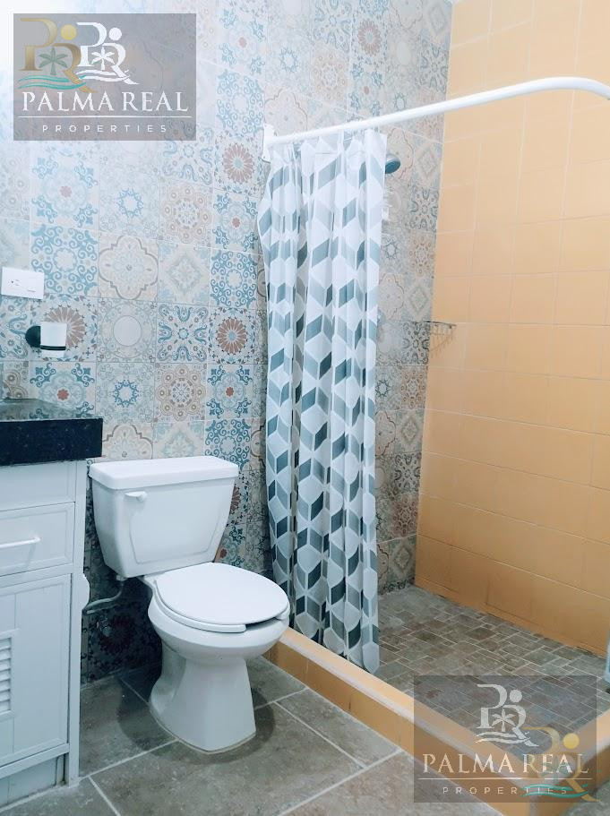 Property gallery Colonial Charm Turn-Key Home with Private Pool & Studio