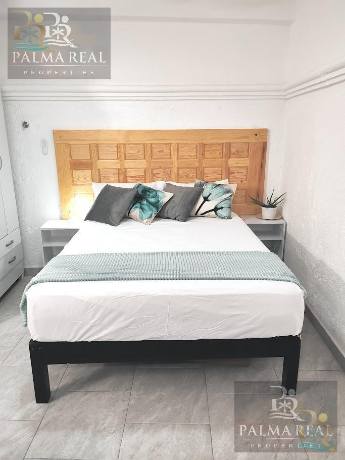 Property gallery Colonial Charm Turn-Key Home with Private Pool & Studio