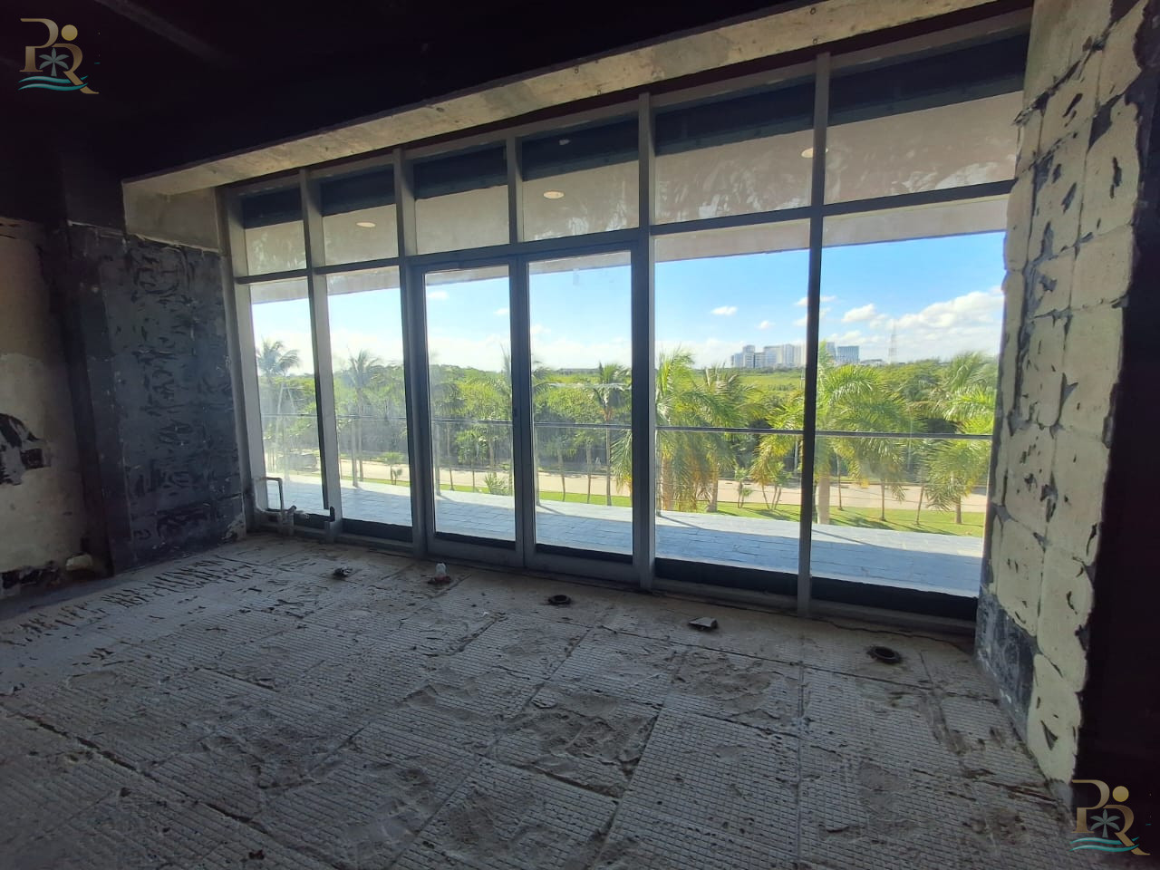 Property gallery Prime Commercial Space for Lease in Puerto Cancún