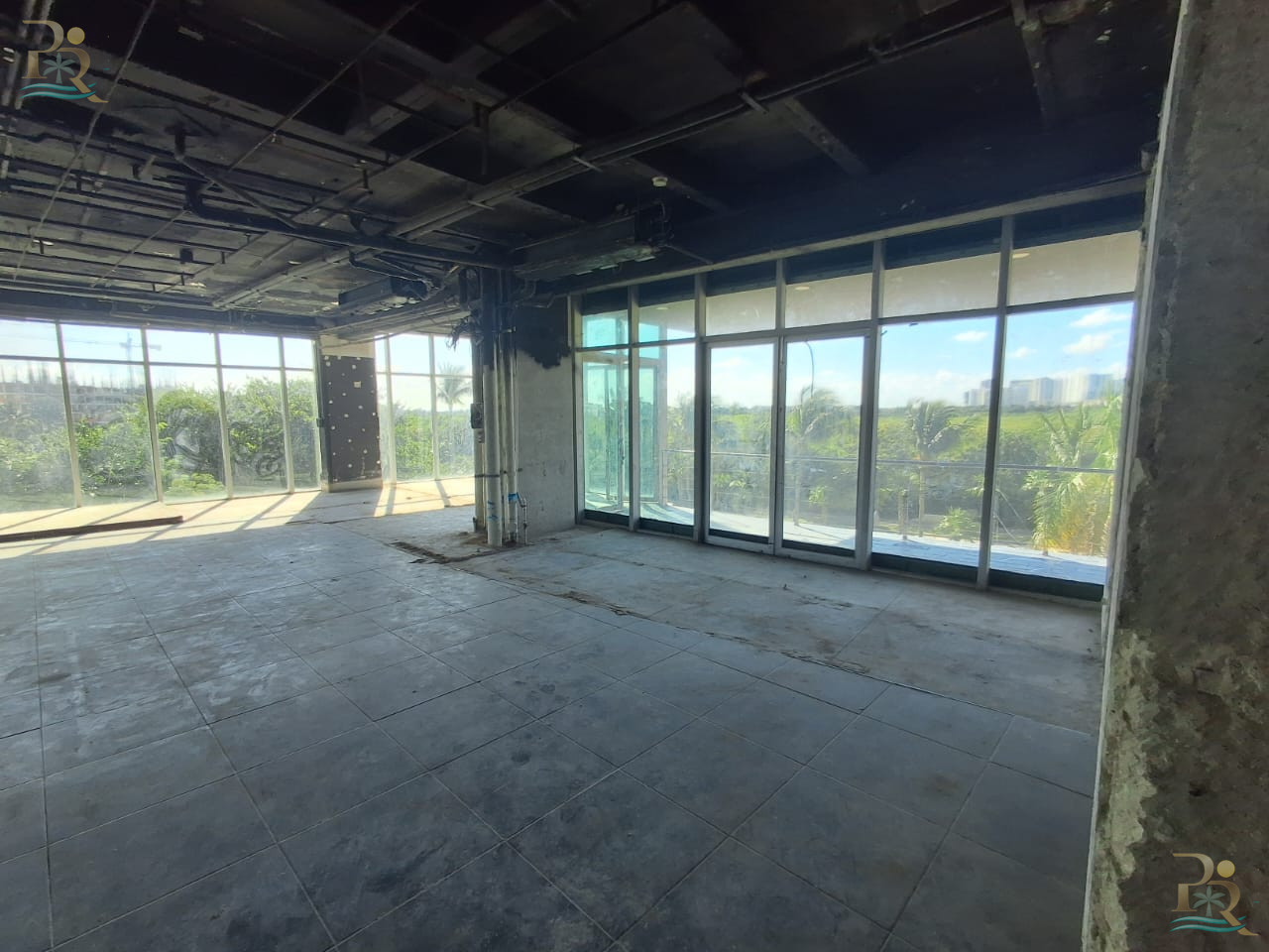 Property gallery Prime Commercial Space for Lease in Puerto Cancún