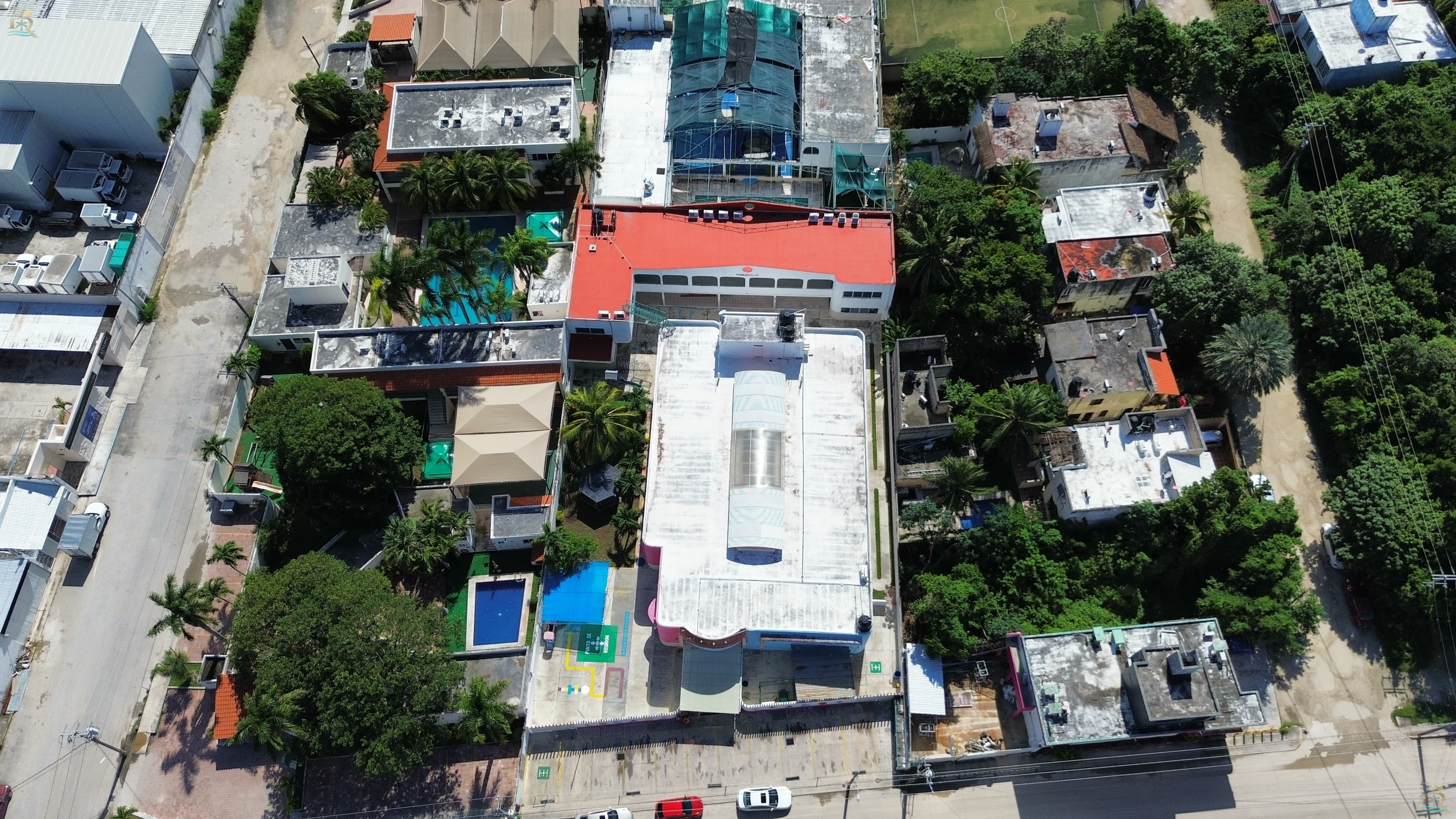 Property gallery Income-Producing Asset with Redevelopment Upside | 3,305 m² Mixed-Use Property in Cancun