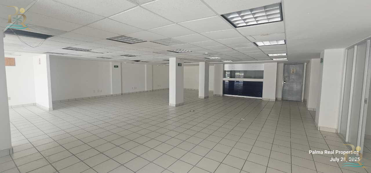 Property gallery Ground Floor Retail Space on Av. Tulum