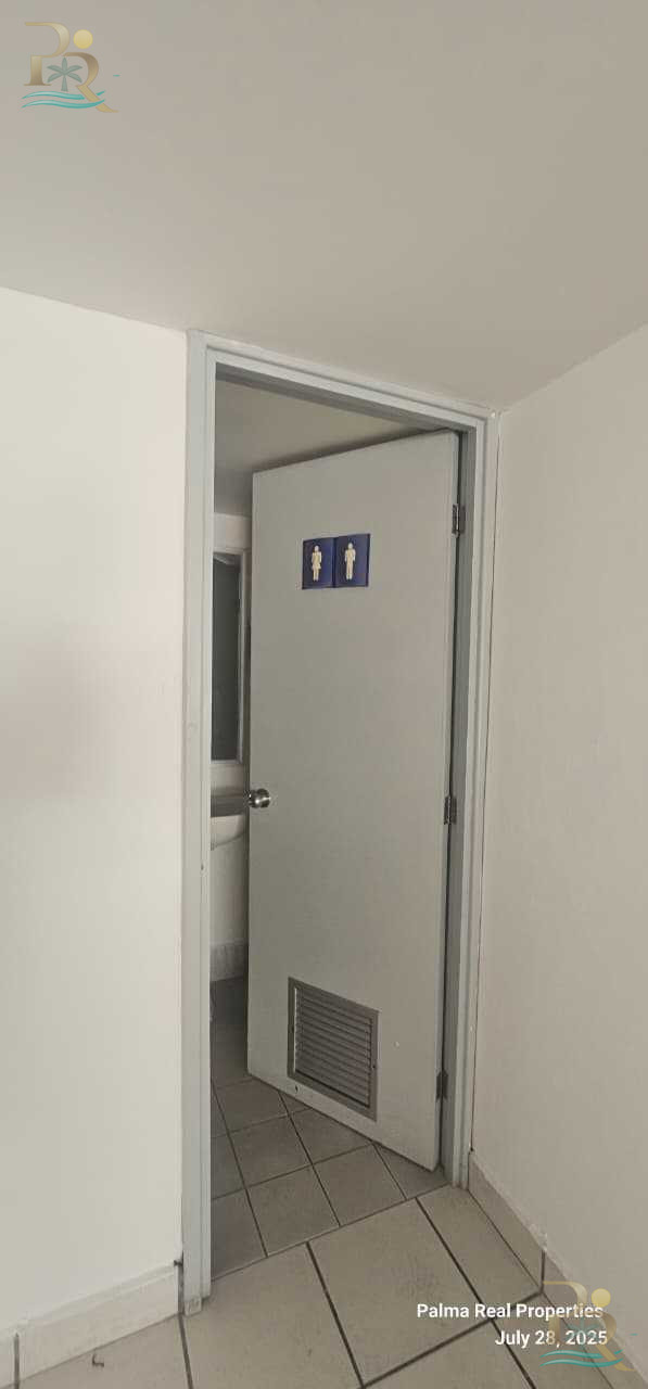 Property gallery Ground Floor Retail Space on Av. Tulum