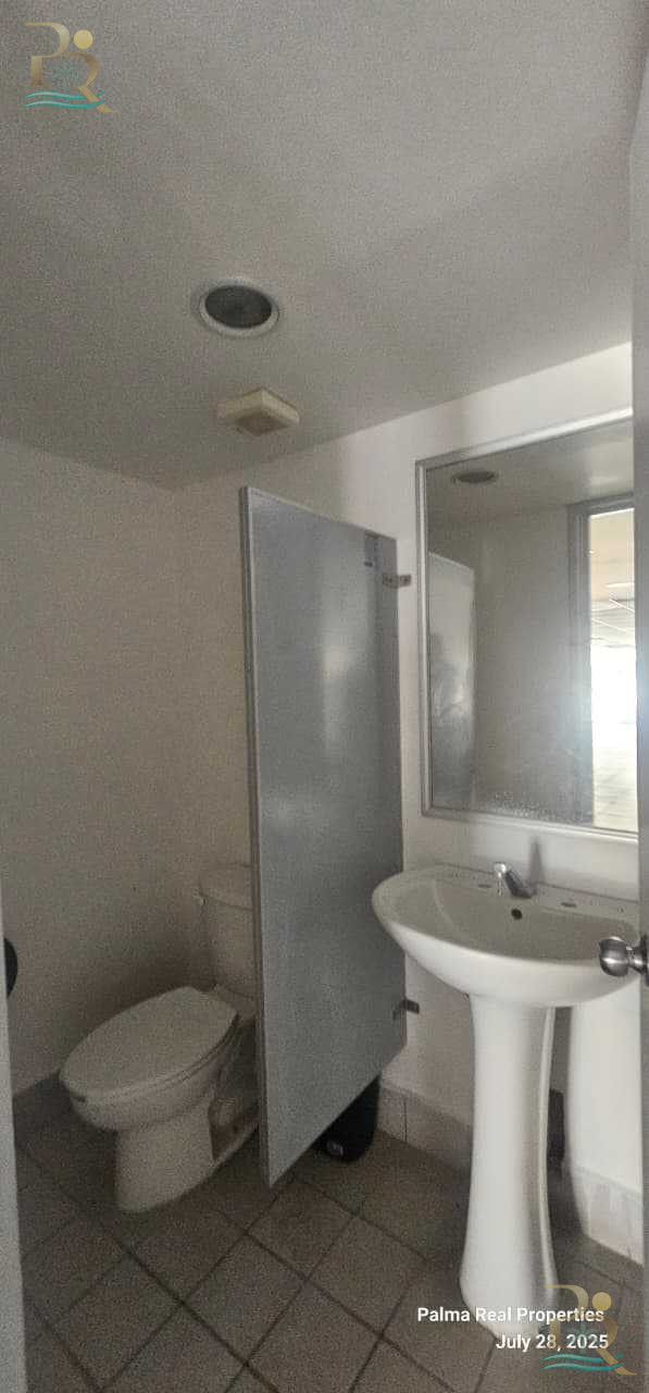 Property gallery Ground Floor Retail Space on Av. Tulum