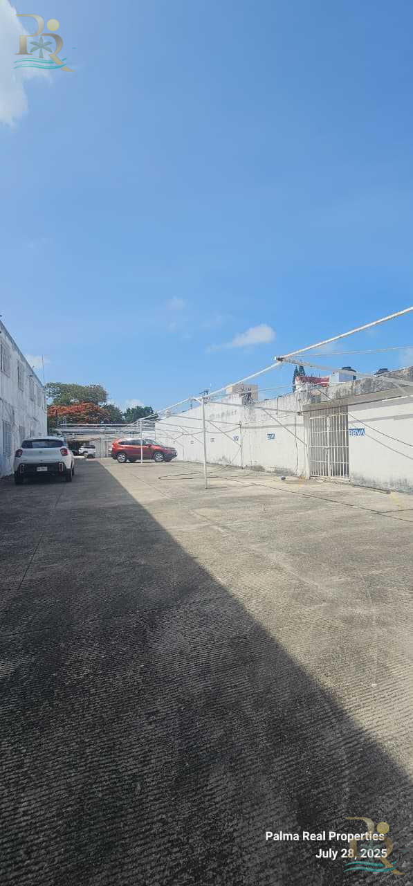 Property gallery Ground Floor Retail Space on Av. Tulum