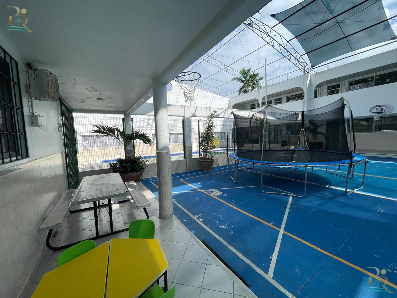 Property gallery Income-Producing Asset with Redevelopment Upside | 3,305 m² Mixed-Use Property in Cancun