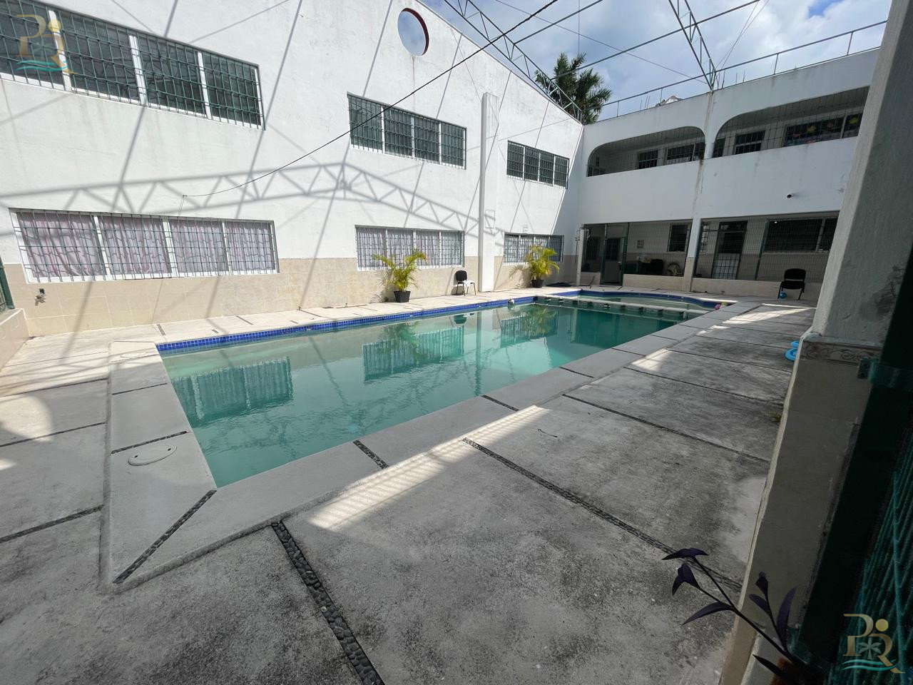 Property gallery Income-Producing Asset with Redevelopment Upside | 3,305 m² Mixed-Use Property in Cancun