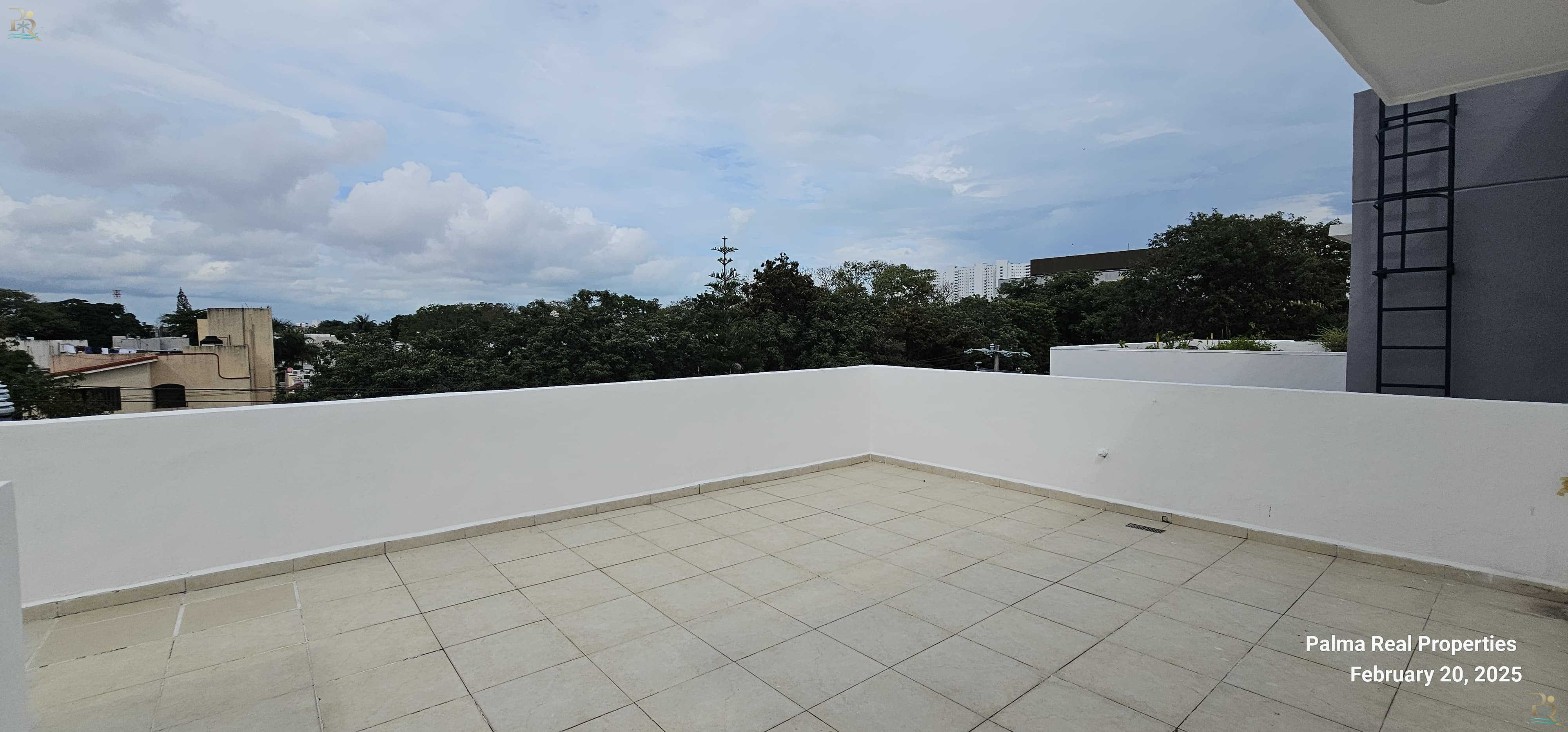 Property gallery Spacious Two-Level Luxury Residence for Long-Term Rent in the Heart of Cancun